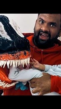 DIY Venom Halloween Hand! 🕷️👻 Epic Cosplay Transformation Tutorial!