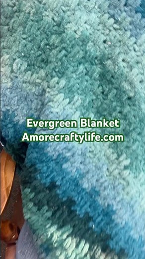 Make My Easy Fast Super Chunky Bernat Blanket Crochet Pattern Evergreen #crochet