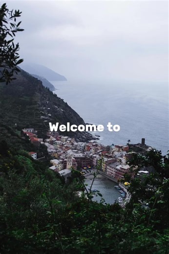 Book series aesthetics ✨ meet your new favorite small town ✨ #romancebooks #author #daisythorn #bookrecommendations #spicybooks #loverlycaveseries #smalltownromance #grumpysunshine #romanticcomedy #booktok #bookworld #spicyreads🌶️🔥 #bookboyfriend #bookaesthetics