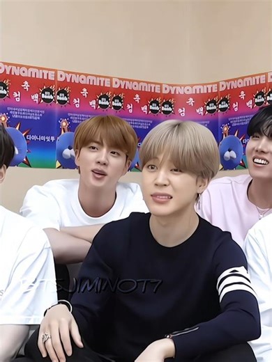 Jimin imitating tae is so hilarious🤣😂
