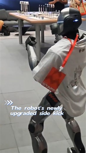 3K views · 58 reactions | The robot's newly upgraded side kick achieves explosive strikes with instant stability recovery. While executing the kick, the mechanical leg maintains dynamic balance, demonstrating integrated offensive and defensive tactical capabilities. #HumanoidRobot #FutureTech #China #robots #airobots | Hebei Moment 河北:精彩时刻的记录者 | Facebook