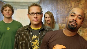 Darius Rucker announces Hootie & the Blowfish reunion