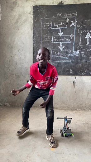 It is a robot dancing 🤖🕺. Checkout Sammy and his robot 🤖 #techlitrobotics