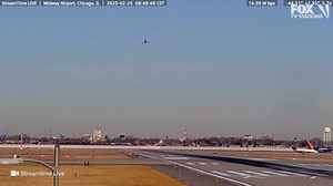Planes nearly collide at Chicago Midway Airport