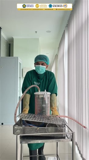 Rumah Sakit Unimus on Instagram: "🔍 Tahukah kamu? Di balik setiap tindakan medis yang aman, ada proses panjang yang dilakukan dengan teliti di CSSD (Central Sterile Supply Department). Mulai dari penerimaan alat medis bekas pakai, proses dekontaminasi dan pencucian, pengeringan, pemeriksaan dan pengemasan, hingga sterilisasi dengan metode yang sesuai standar. Setelah itu, alat disimpan di ruang penyimpanan steril dengan sistem yang lebih dulu steril digunakan lebih dulu, lalu didistribusikan ke