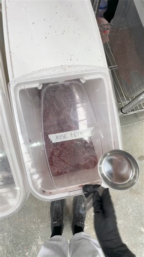 177K views · 2.8K reactions | Don't want to be bathing in chemicals?Look no further! Our bath teas are 100% natural containing no artificial fragrances or chemicals! Made with freshly dried plant based ingredients that smell amazing! With a wide variety of benefits there is something for everyone ✨ | Bath Box | Facebook