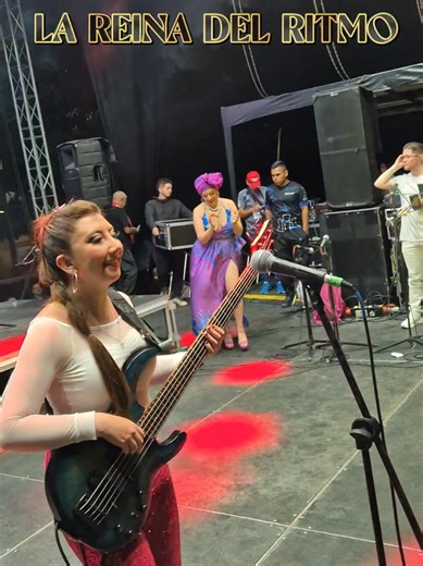 Estoy promocionando mi nueva canción: 👑 La Reina Del Ritmo💃 que ya esta disponible en todas las plataformas digitales y quieremos poner a tu consideración para que suene en tus fiestas de baile y tus programaciónes , de antemano mil gracias por tu apoyo. Te envío un fuerte abrazo 🤗 🇨🇴𝙇𝙇𝙐𝙑𝙄𝘼 𝙔 𝙎𝙐𝙎 𝙎𝙊𝙉𝙀𝙍𝙊𝙎 #lareinadelritmo💃🇨🇴 #salsacolombiana🇨🇴 #salsaconestilo #lluviaysussoneros #salseras