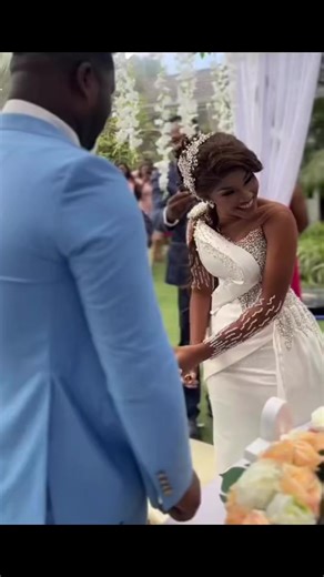 67K views · 1.2K reactions | Il a promit à sa femme le mariage à une semaine de leur relation amoureuse ♥️ Oh Seigneur fait grâce aussi à une sœur  | A Ciel Ouvert Chaine Chrétienne | Facebook