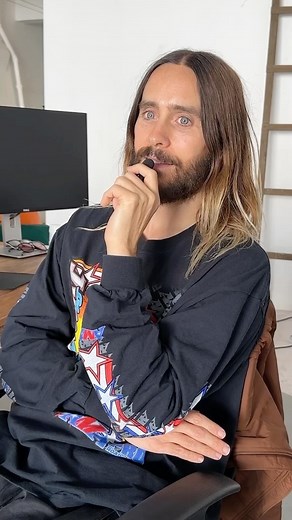 We love seeing you all enjoying the new album and can’t wait to be on tour 🖤 Who wants to know more about the making of 👀🎶 | THIRTY SECONDS TO MARS