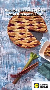4.9K views · 63 reactions | Pro ty z vás, kteří se neradi loučíte s létem, má Roman Paulus recept na úžasný rebarborový koláč z křehkého lineckého těsta.  https://kuchynelidlu.cz/recept/rebarborovy-kolac-s-mrizkou-z-lineckeho-testa | Lidl Česká republika | Facebook