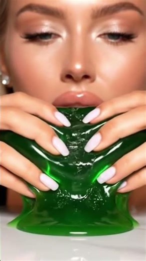 Would YOU Eat This Alien Egg? 👽🔥” #asmr #alienegg #aigenerated #mukbang #satisfying #shorts