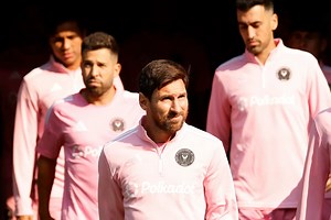 Leagues Cup final: Seattle Sounders smack Inter Miami 3-0, before Luis Suárez sparks a fight