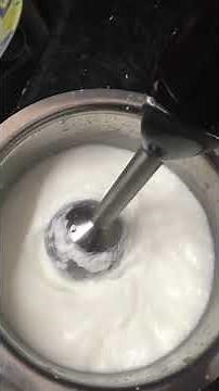 Hand blender to make butter