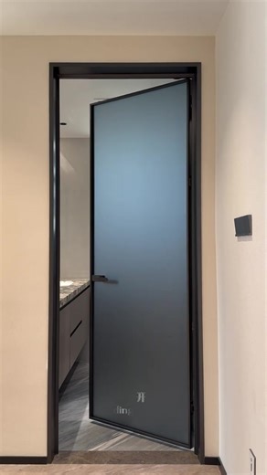 China door and window manufacturer, producing aluminum alloy doors and windows, soundproof doors and windows, insulated doors and windows