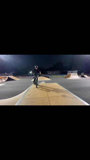One of the best clips I’ve ever done. Proud to be 1 of about 3 people who have landed a kickflip on a BMX bike 🤘🏻 #bmx #bmxlife #mongoosebikes | Matty Cranmer