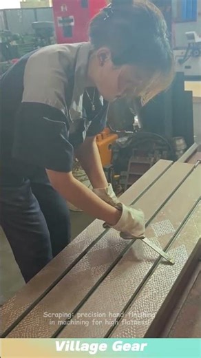 Scraping: precision hand-finishing in machining for high flatness! #machine #craft