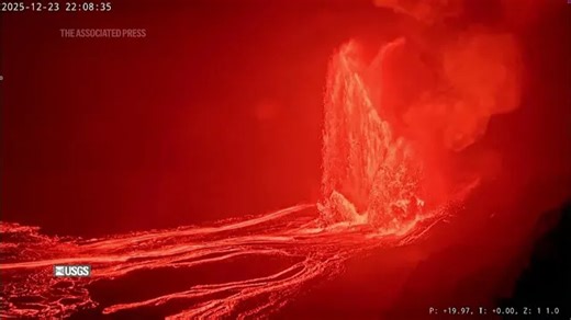 Fountain of lava spouts inside Hawaii’s Kilauea Volcano