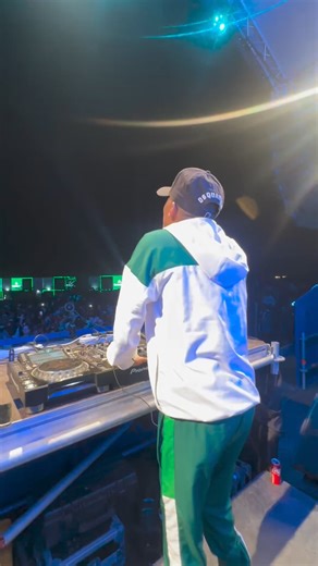 81K views · 3.6K reactions | Vigro Deep playing new music from he's upcoming Album ..蠟 #VigroDeep #amapianocpt #amapiano #AmapianoToTheWorld | Amapiano CPT | Facebook