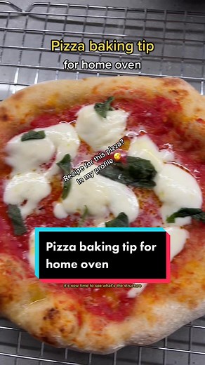Pizza baking tip for home oven. Always get a perfect pizza baked in home oven with a few simple steps! 🍕