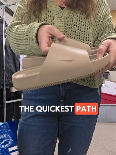 Here's how to start learning ⬇️ 1. Do a zip code deep dive for your area and study what BOLOs brands are *actually* being sold in your area (ebay item location filter) 2. Study solds in the 5 brands you come across the most often...I'm talking the every day brands you see (american eagle, old navy, etc -YES! There are Bolos in every single one of them). 3. ✨️ BONUS ✨️ Join our Pro Membership Community inside of Reseller's Edge University where we teach you how to spot the good stuff without know
