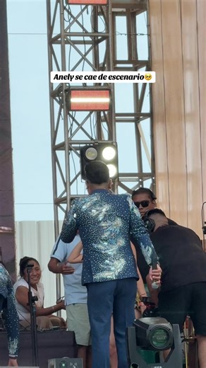 #cumbiaperuana #labellaluz #anelydavila | que viva el amor la bella luz