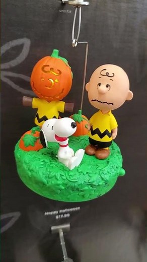 Snoopy's Scarecrow Shenanigans - Peanuts Halloween Hallmark Ornament | CollectPeanuts.com