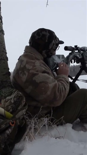 HAND CALLING COYOTES 💥🐺💀 #coyotehunting #hunting #predatorhunting