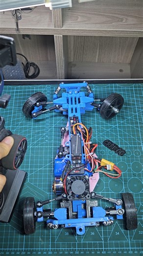 “DIY 3D Printed Drift RC Car – High Steering Angle” 🚗🔥