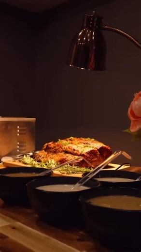 The Chef's World | Global Chef Network on Instagram: "STOP SCROLLING! 🛑 You’ve found The Chef’s World! 👨‍🍳 🔪Incredible chef profiles right here. FOLLOW for the best of the best. 📥Want a feature? DM US! 😍 @chef_ismael_torres"