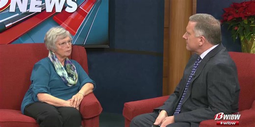 Topeka Art Guild celebrates new location with art for the holidays