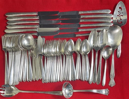 Community Plate Berkeley Square Pattern Silverplate 77 Pieces Vintage