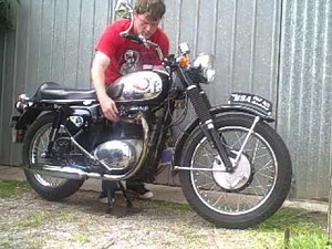 BSA A65 1967 THUNDERBOLT COLD START