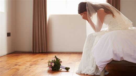 Bride considers faking her wedding after 'checking out of relationship'