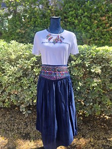 Vintage Guatemalan Skirt, Corte Fabric With Hand-embroidered Huipil Waistband, Travel Skirt With 2 Pockets & Hidden Pocket - Etsy