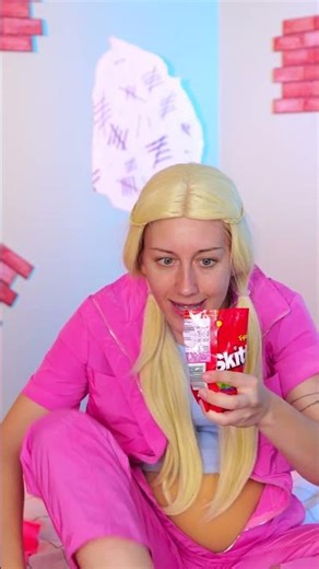 🤩 Candy Turns Into Makeup 💄 Funny DIY Hack You Must Try!