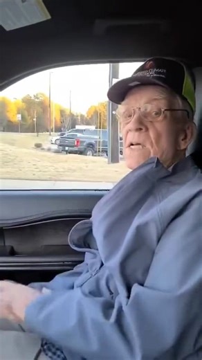 "i dont like fake blonde hair...i like the real stuff!" "You gonna make me get in the shower when we get home!?" **I do not own rights to any music in video | JASON ROY