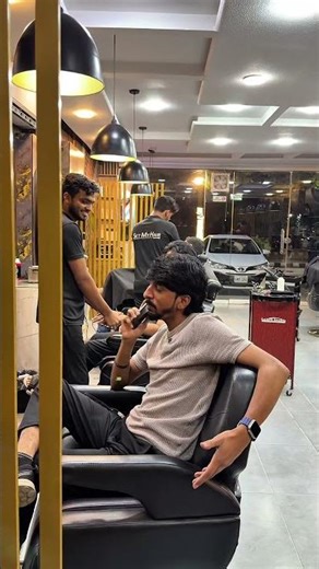 Salon customer reactions 🤣 #rjprank #funny #comedyshorts #comedy #comedyvideos #shorts