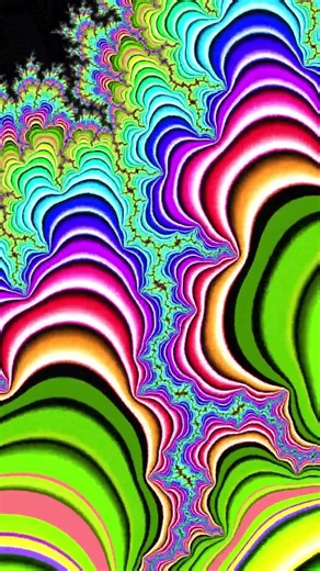 #mathart #shortart #mindbending Psytrance Warp Portal – Ultra‑Fast Fractal Trip Animation