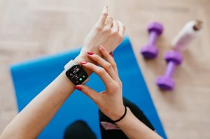 Whoop vs. Fitbit vs. Apple Watch