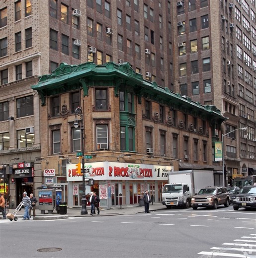 557 8th Ave, New York, NY 10018 - LLEVEL 450sf For Retail space | LoopNet