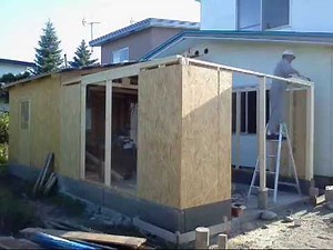 ホームセンターの材料で手作りガレージ