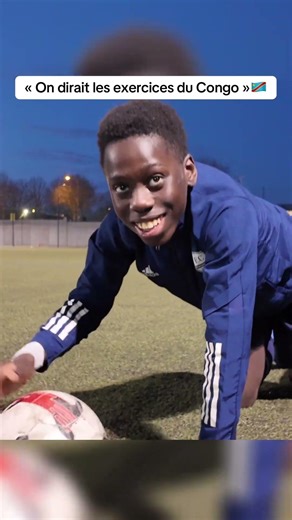 José il est trop marrant les gars 😂😂😂😂 #tikitcheks #football #shortfootball