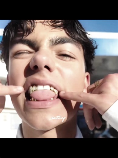 ahh soon he will be back in his vampire era || ib: @Aurelie ✰ scp: @Fatemulti_ed1ts || @Malachi Barton #malachibarton #malachi #zombies #vampire #fyp [dt: @skyelighttss @𝜗ৎ @𝑒𝑚𝑚𝑠𝑠 ✦ ݁˖ @marie ˎˊ˗ @~𝒩𝑜𝑒౨ৎ @gigi 𝜗ৎ @ᵐᵉʸˢ @char @alliciaΨ @˖ . ݁𝑒𝓁𝓁𝒾𝑒 ⋆𐙚 ̊. ݁₊ @viols 𝜗𝜚 @𝓔𝓶𝓶𝓪🧛🏻‍♀️ ] KEY WORDS || Malachi Barton Victor Actor Zombies 4 Original content Don't flop