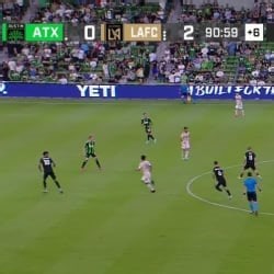 GOAL: Diego Rossi, LAFC - 89th minute
