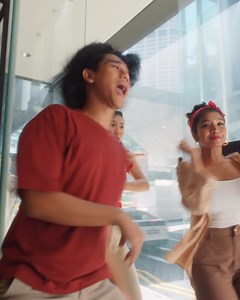 66K views · 126 reactions | Real deals, real value, only at KFC. You can get filled-up at only $5! Choose from: BBQ Tenders Burger, 凜Famous Potato Bowl, Original Recipe Rice Bowl, or 菱Curry Rice Bowl Each comes complete with sides and a regular drink, only at $5. Now that’s a real deal! Only available for dine-in and takeaway. Order on KFC App to skip the queue! #KFCsg #KFCFriedFam #dontsaybojio | KFC | Facebook