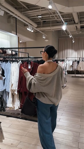 Ale Ayala •Blogger/Youtuber | @hm shop with me. So many good fall fashion pieces. What was your favorite? #styleinspiration shopwithme #hm #fallfashion | Instagram