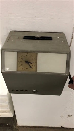 Sound of time recording in the last century. #past #sound #tech #vintage #asmr #work #museum