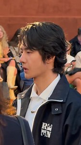 85 reactions | Super handsome daddy 﫶 250309 Wang Yibo - Paris Fashion Week ✨WangYibo 25FallWinterShow#WangYiboLacosteFW25 #LacosteFW25 @Lacoste | LWJ Dream | Facebook