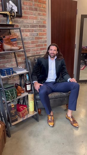 Velvet fabric is perfect as a dinner jacket worn with jeans, as a full velvet suit to a classy event or even paired with cotton or wool pants. #fyp