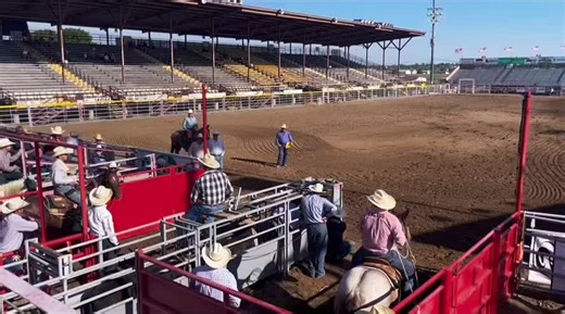 4.9 Dodge City, Kansas. #teamroping #fyp